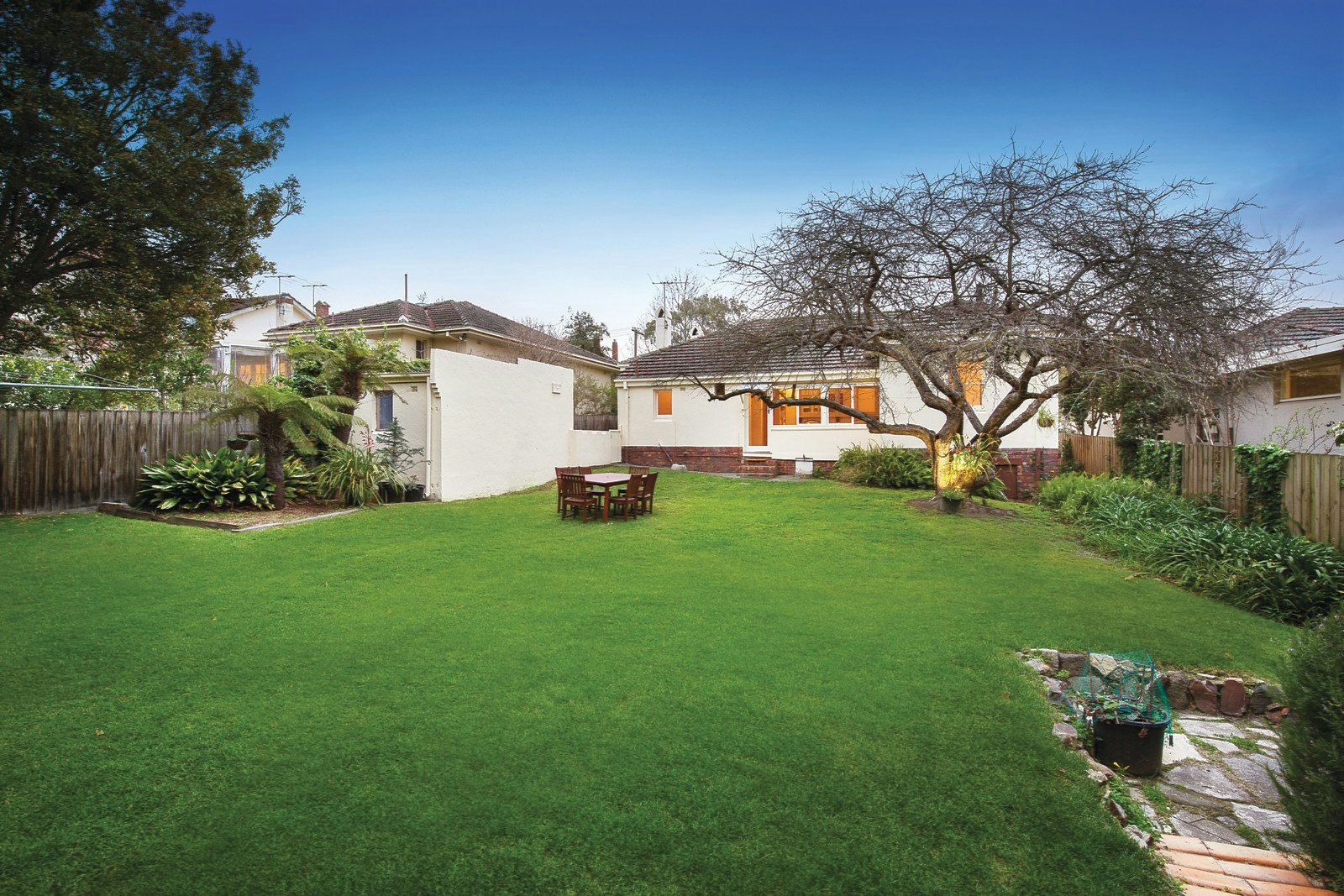 10 Finsbury Way, Camberwell, VIC