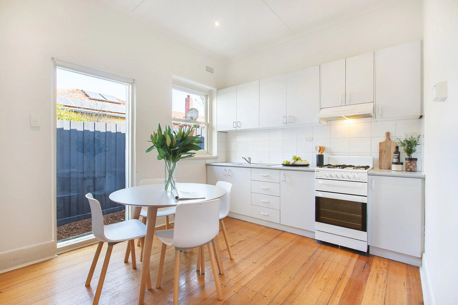 1 Oak Grove, Malvern East, VIC