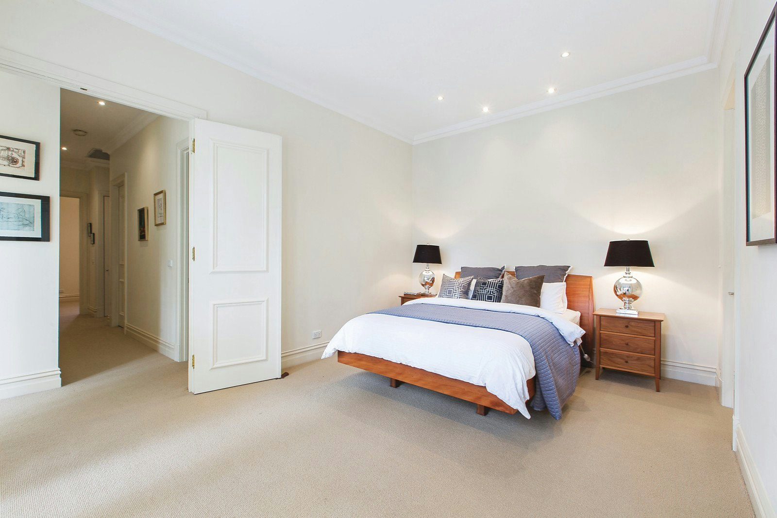 10B Hall Street, Brighton, VIC