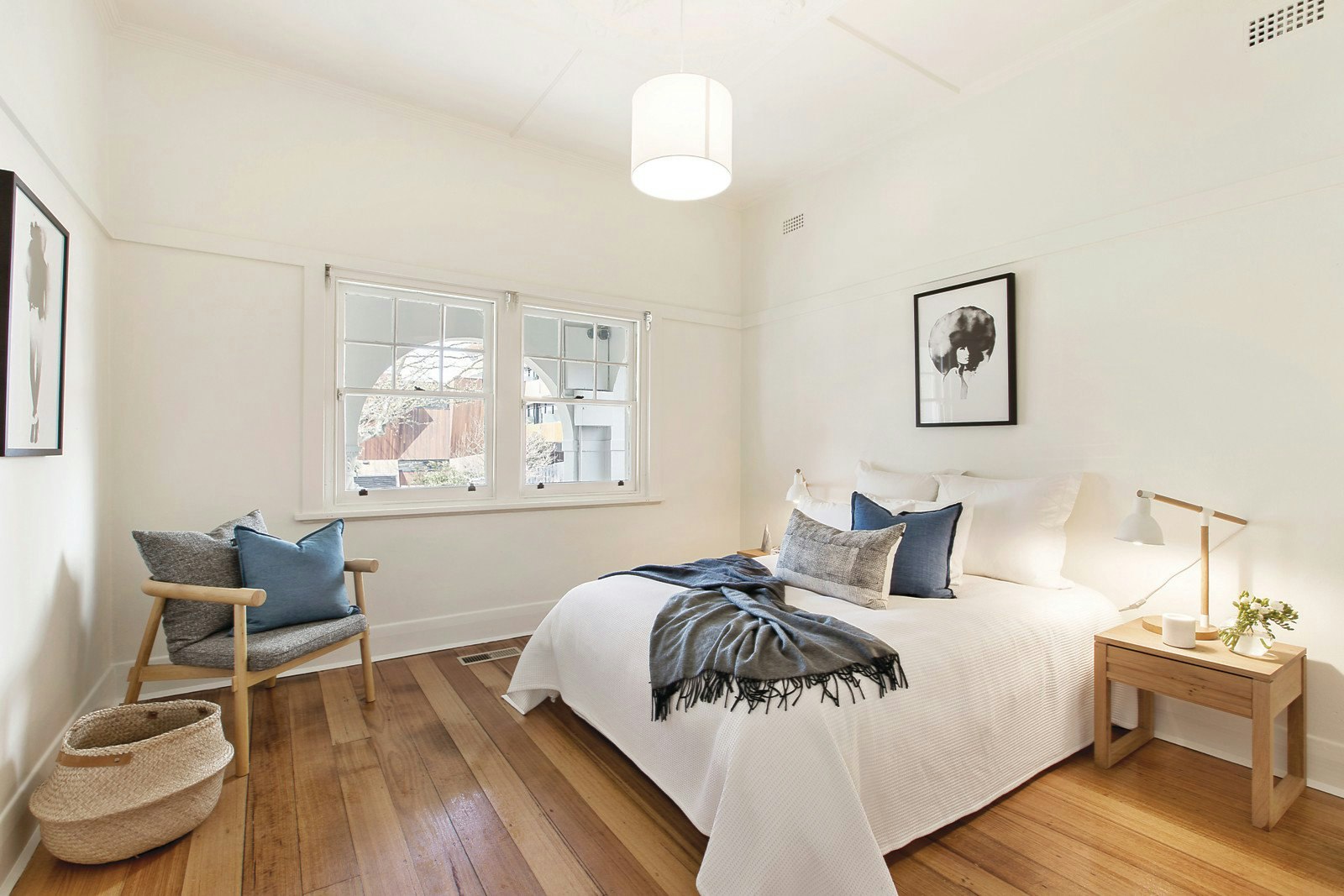 1 Oak Grove, Malvern East, VIC