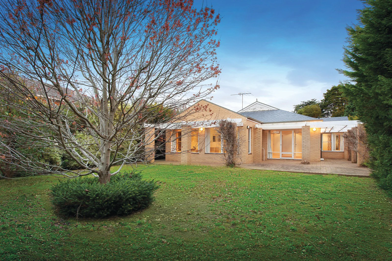 7 Carronshore Close, Balwyn, VIC