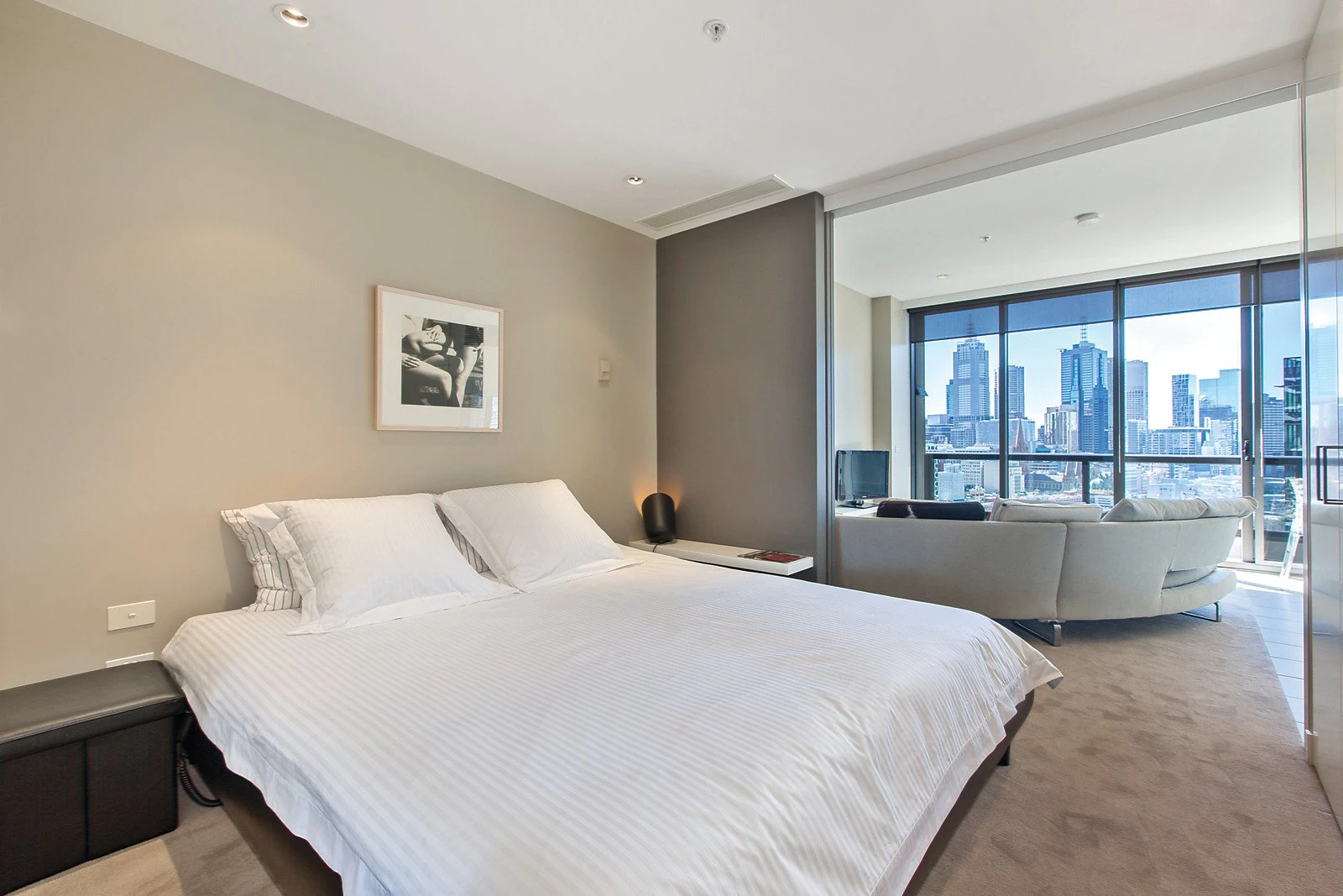 2005/1 Freshwater Place, Southbank, VIC