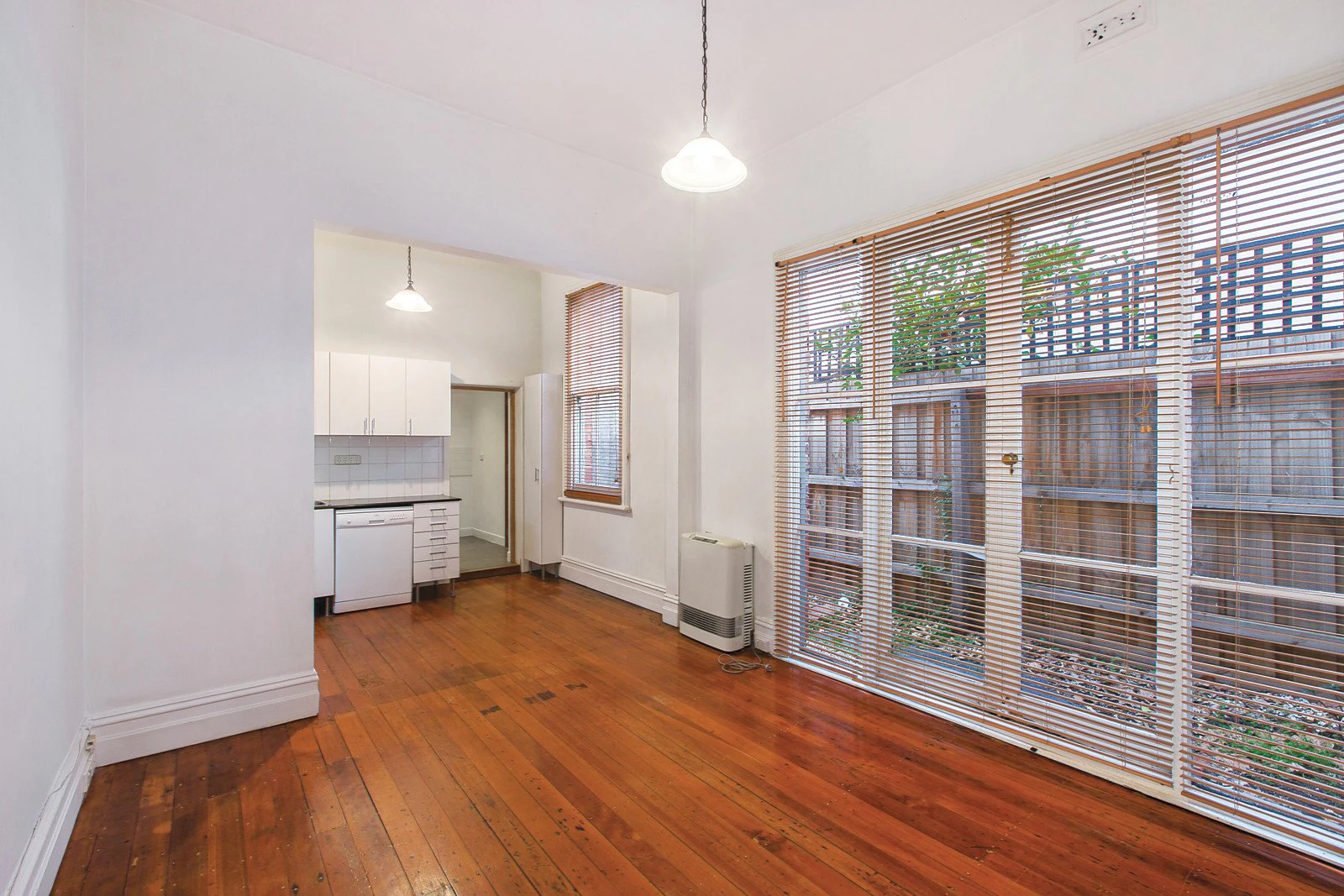 103 Kerferd Road, Albert Park, VIC