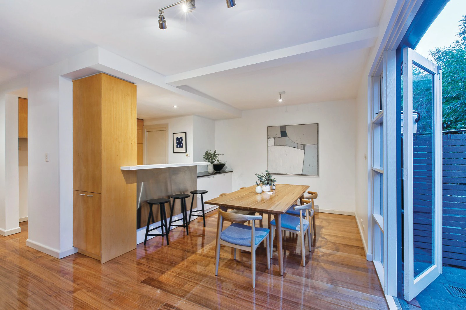 2/23 Wynnstay Road, Prahran, VIC