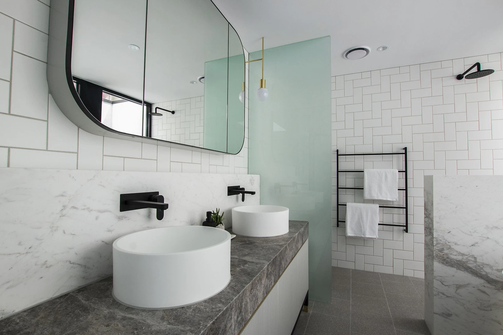 2/2a Male Street, Brighton, VIC