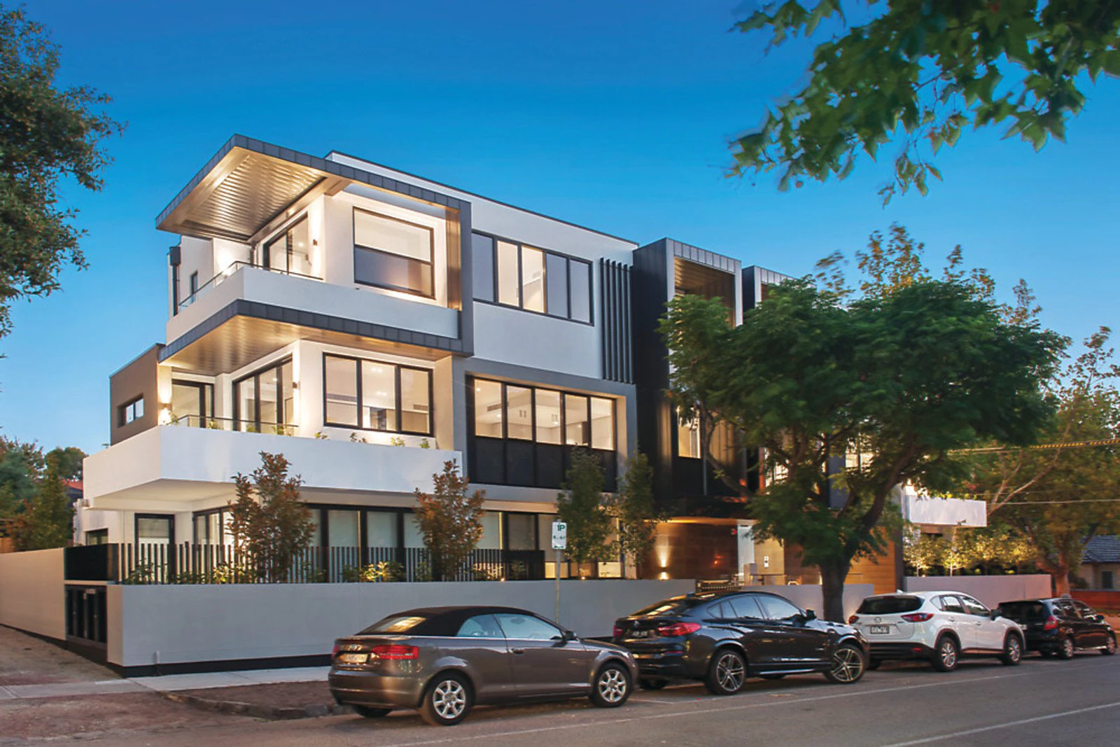 2/2a Male Street, Brighton, VIC