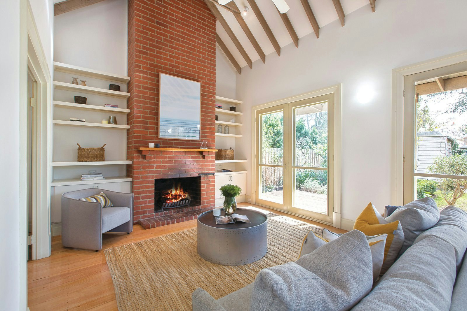 42 Llaneast Street, Armadale, VIC