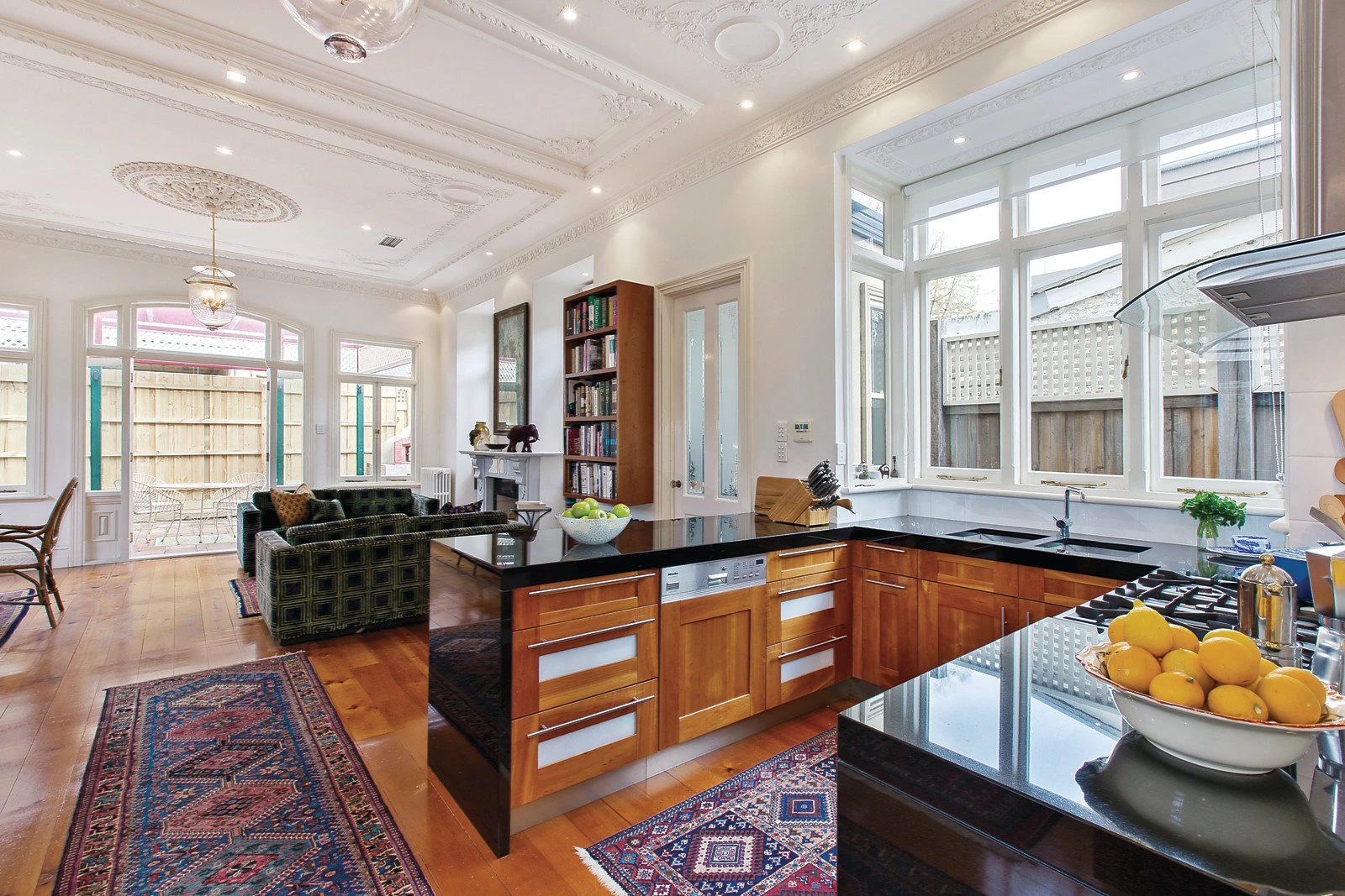 15 Thackeray Street, Elwood, VIC