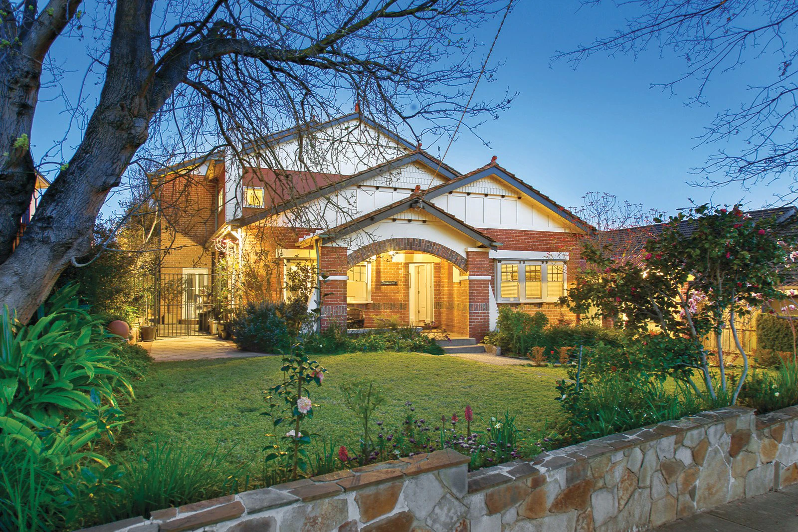 15 Bonfield Avenue, Hawthorn East, VIC