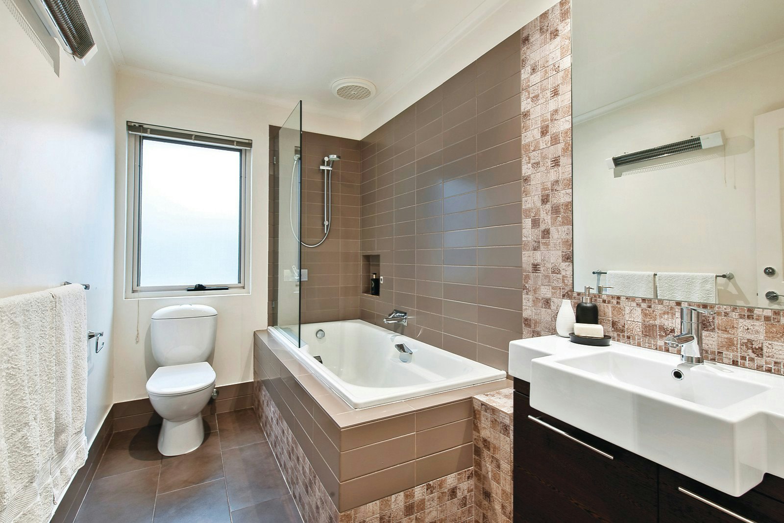 49 Ludstone Street, Hampton, VIC