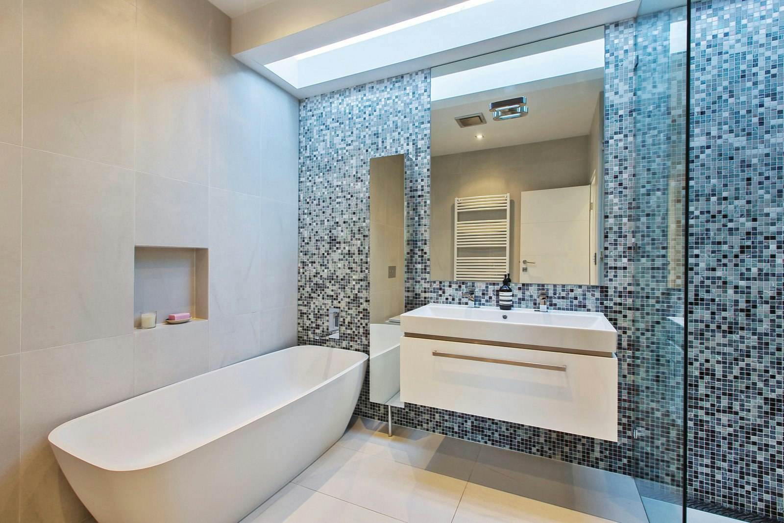 14 Cambridge Street, Hawthorn East, VIC