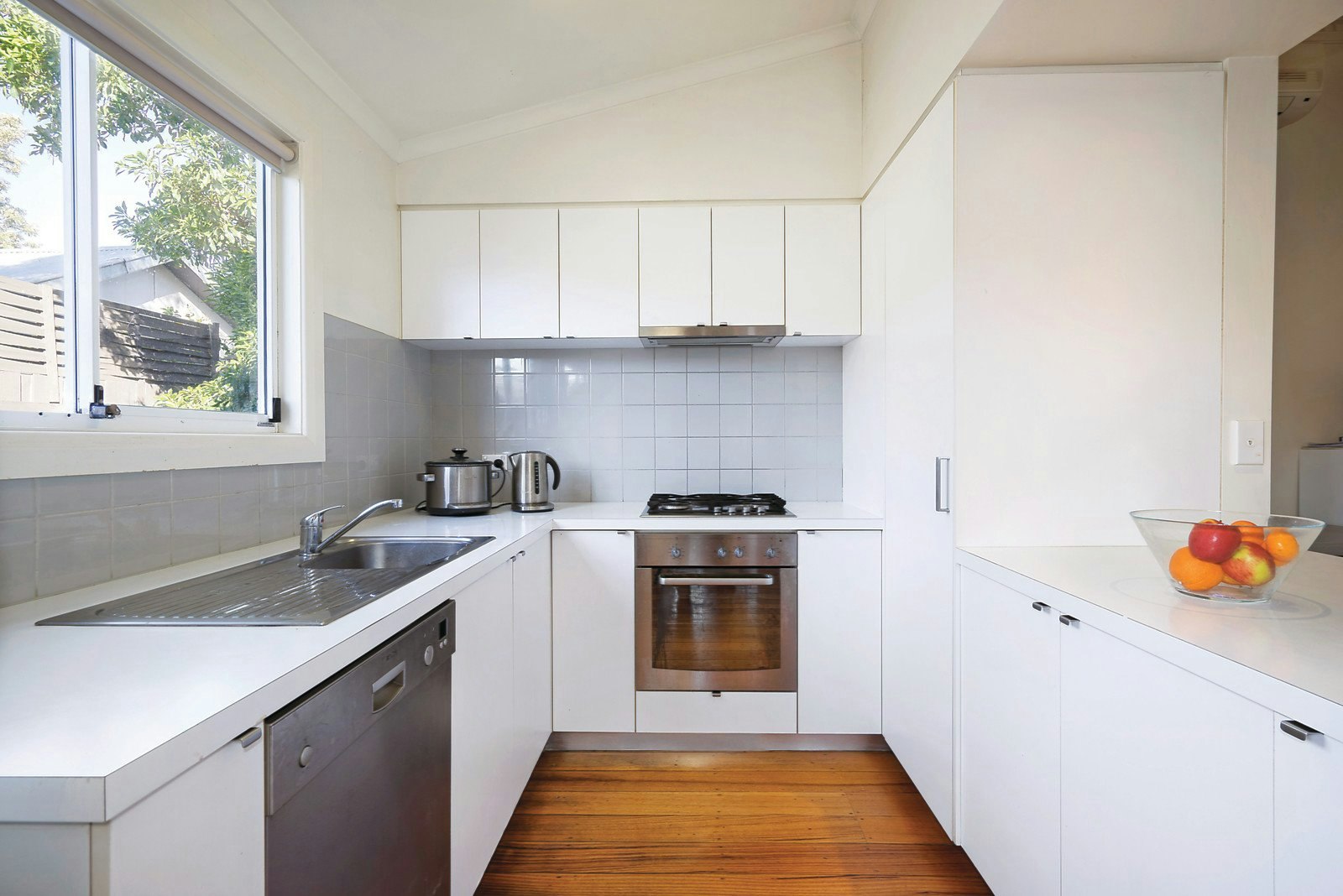 1/4 Viola Crescent, Highett, VIC