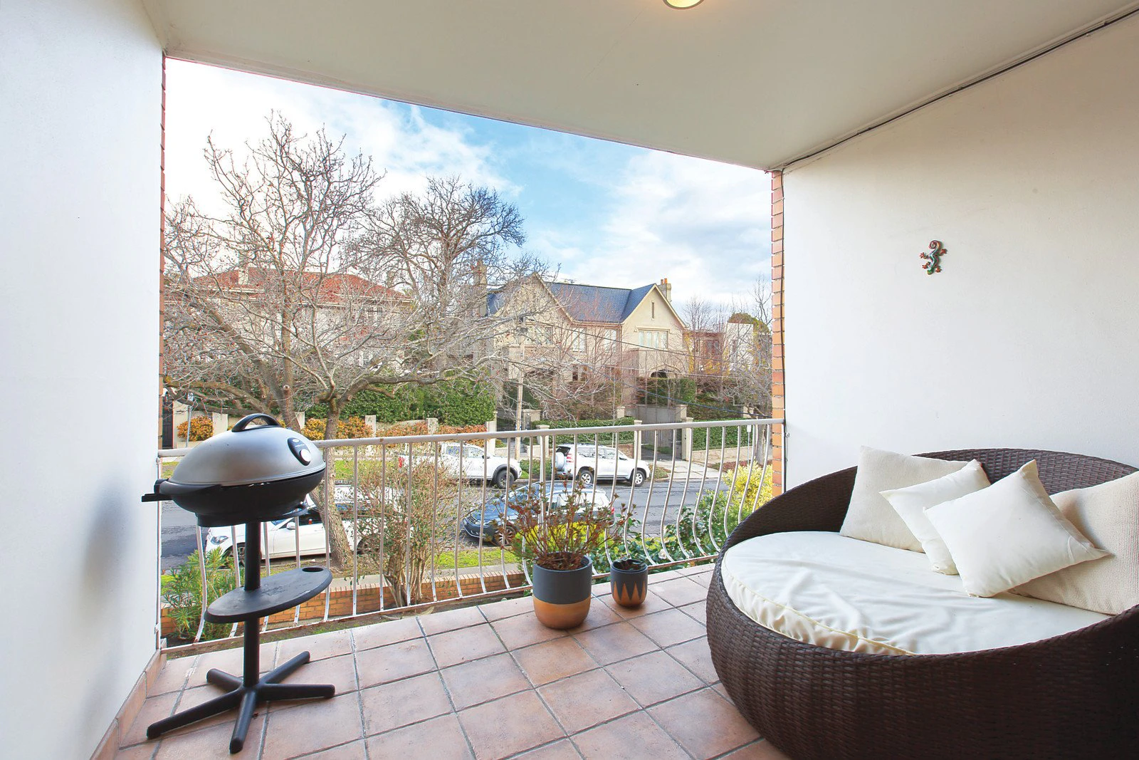 4/9 Monomeath Avenue, Toorak, VIC