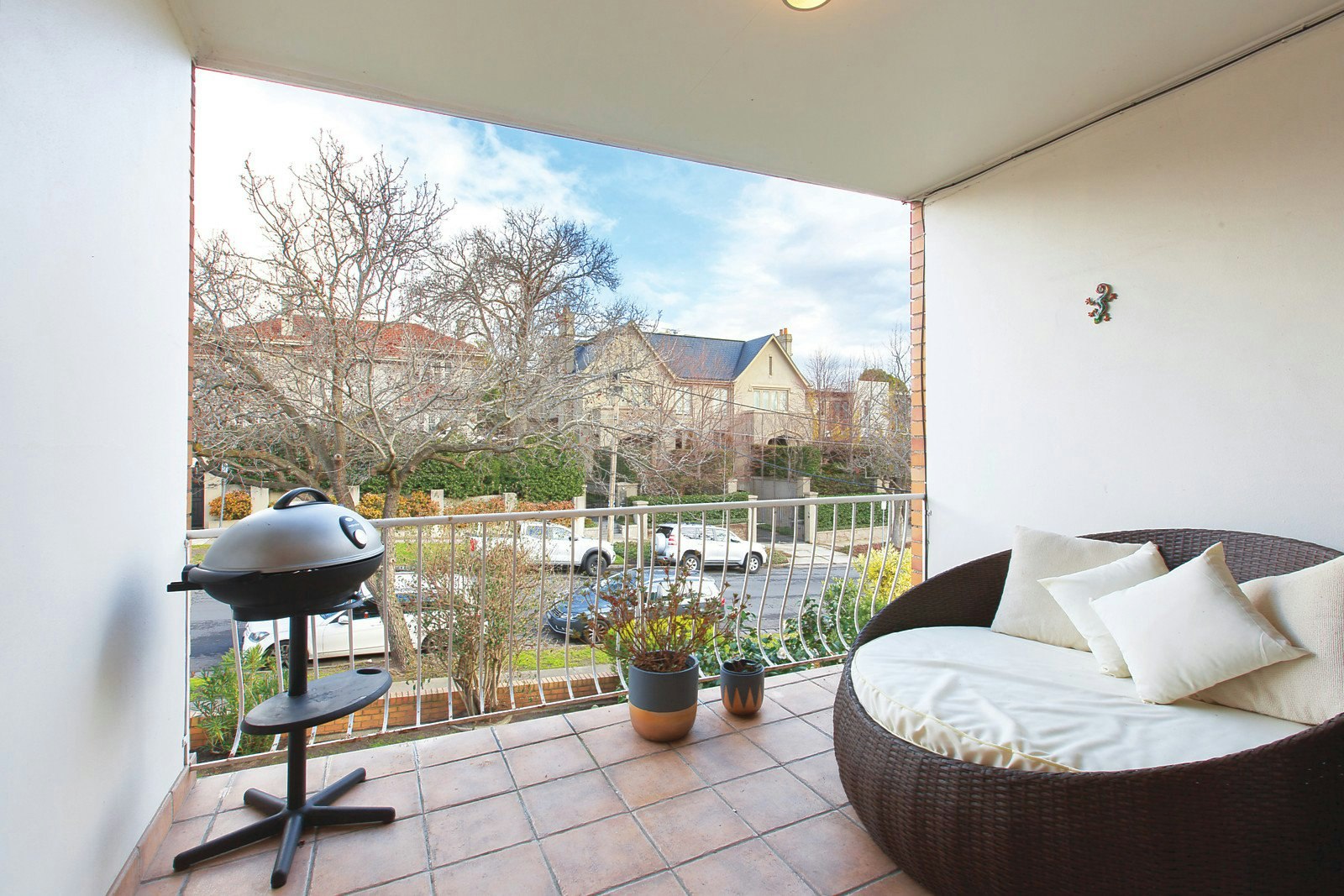 4/9 Monomeath Avenue, Toorak, VIC