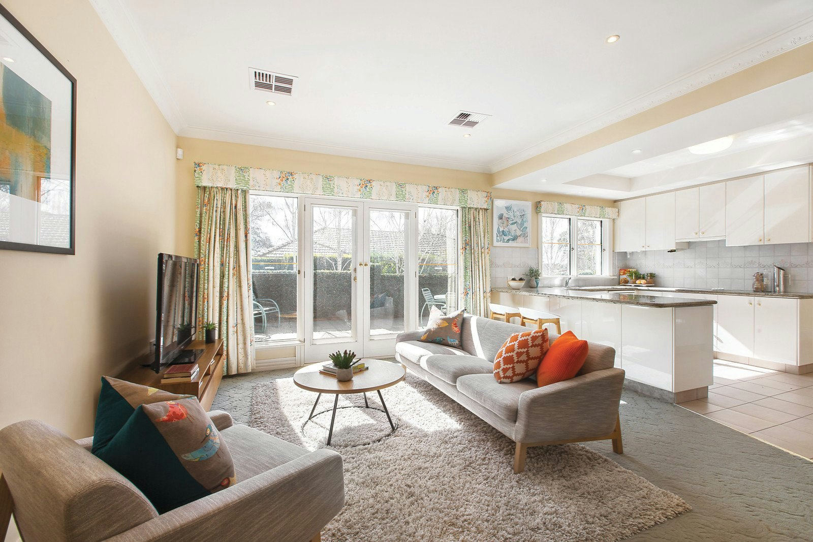 2/17 Marshall Avenue, Kew, VIC