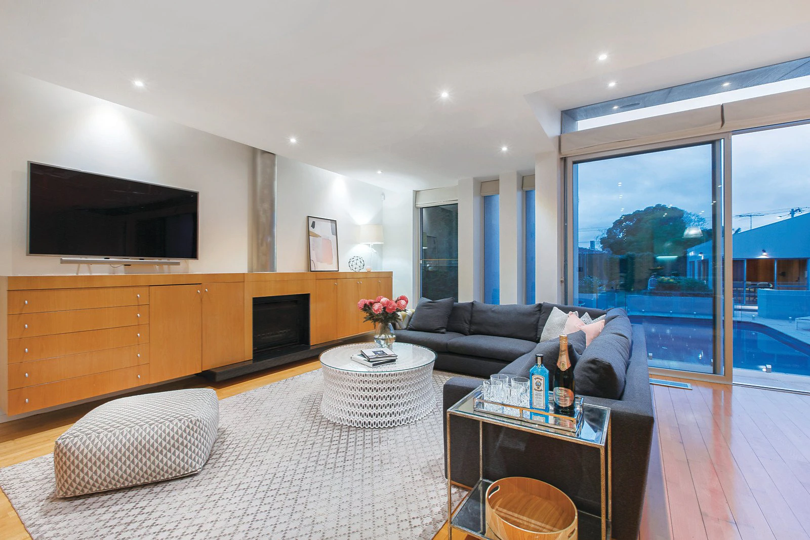 16 Downes Avenue, Brighton, VIC
