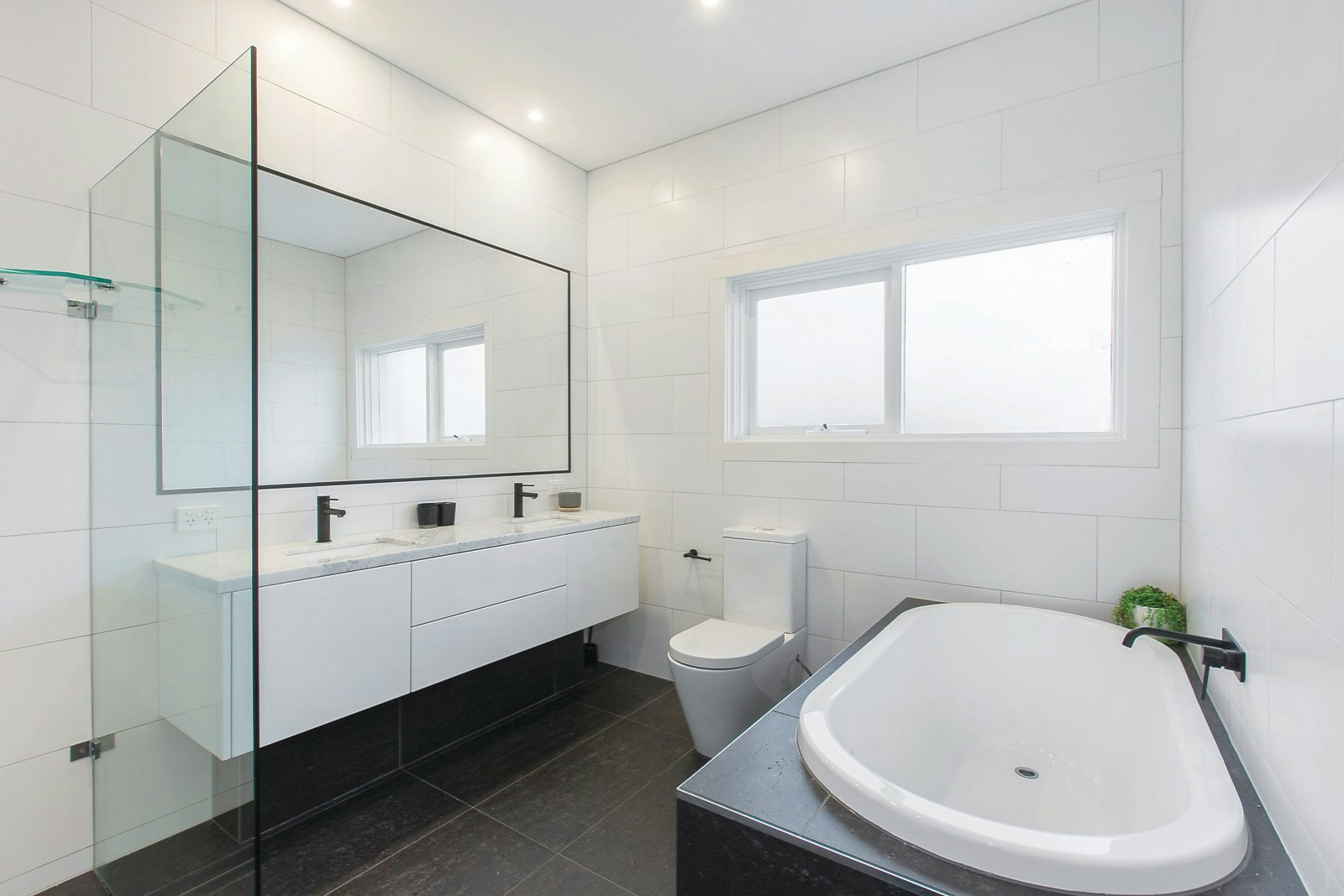 124 Wattle Valley Road, Camberwell, VIC