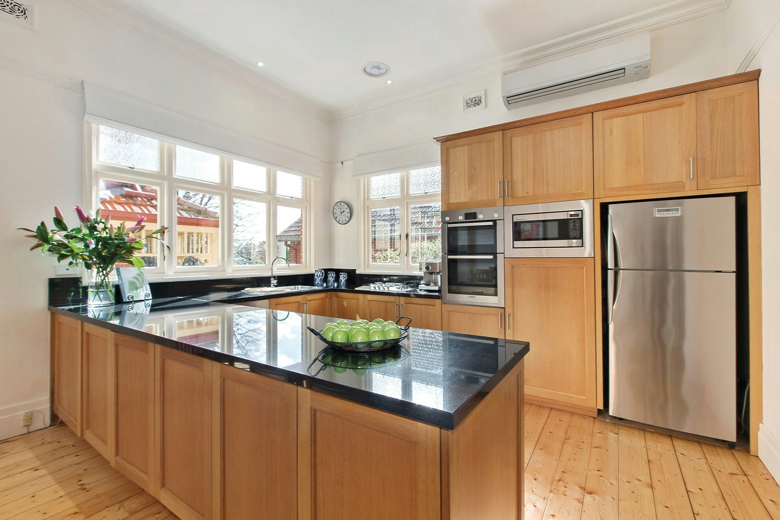 23 Margaret Street, Canterbury, VIC