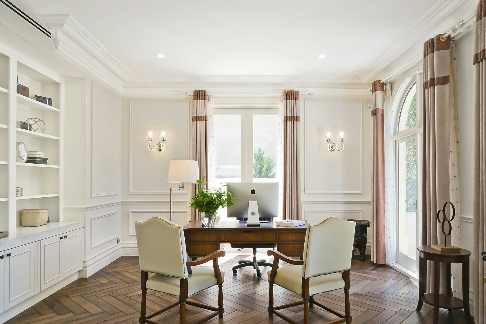 4 Grong Grong Court, Toorak, VIC