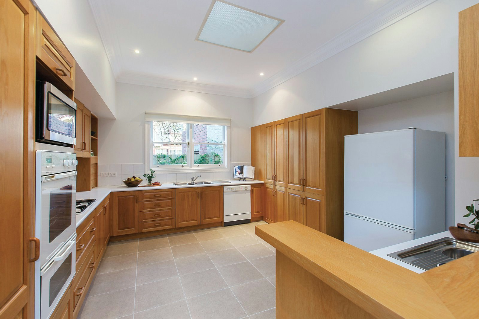 31 Kasouka Road, Camberwell, VIC