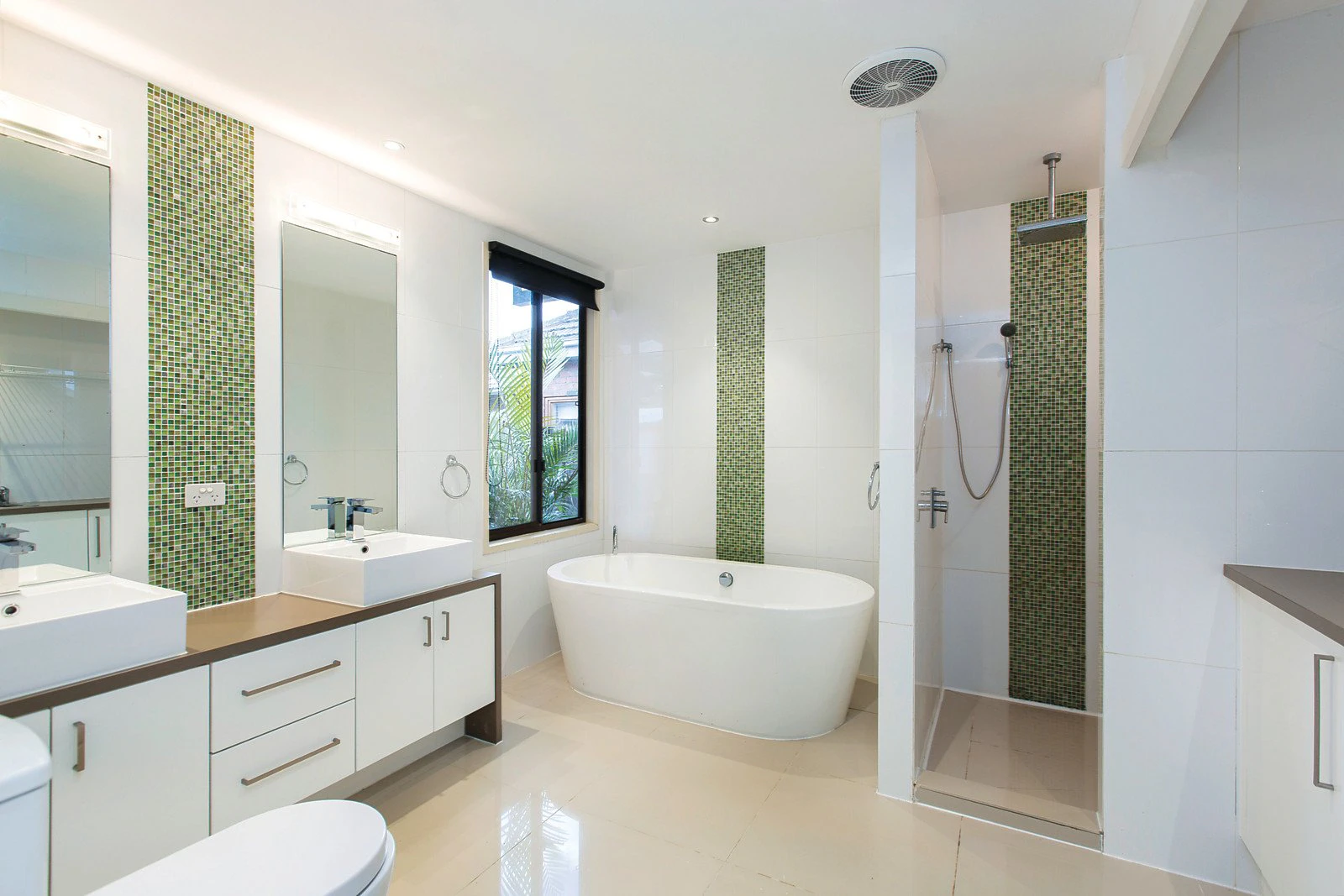 582 Waverley Road, Malvern East, VIC