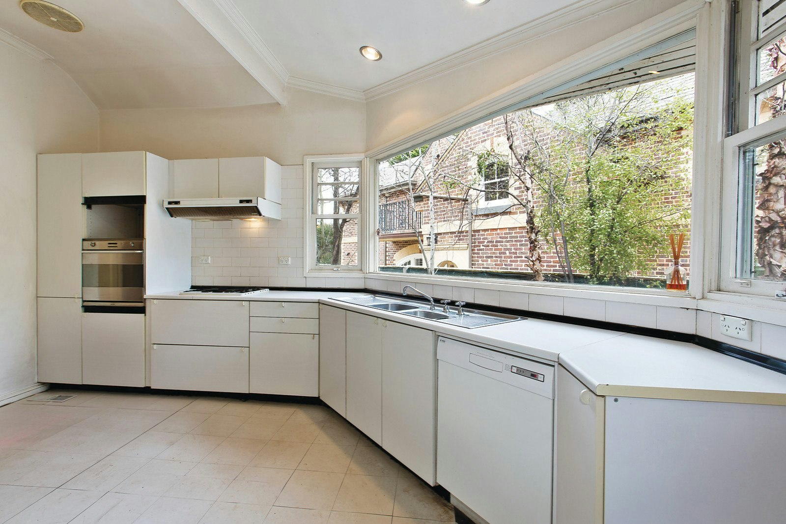 4&6 Carson Crescent, Hawthorn, VIC