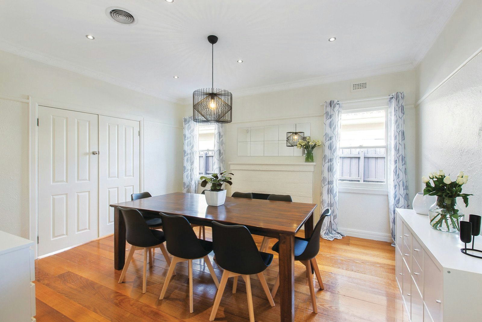 582 Waverley Road, Malvern East, VIC