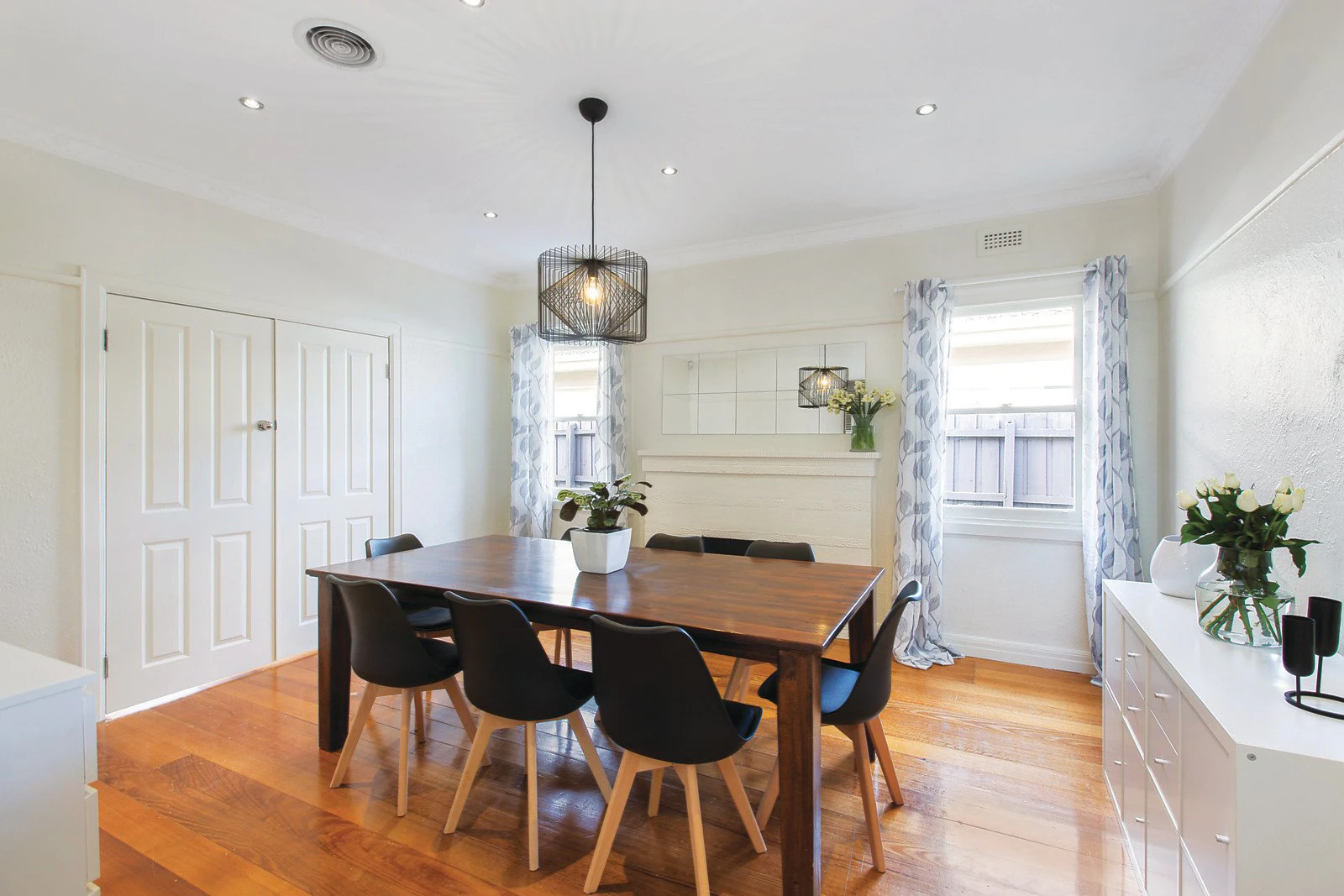 582 Waverley Road, Malvern East, VIC