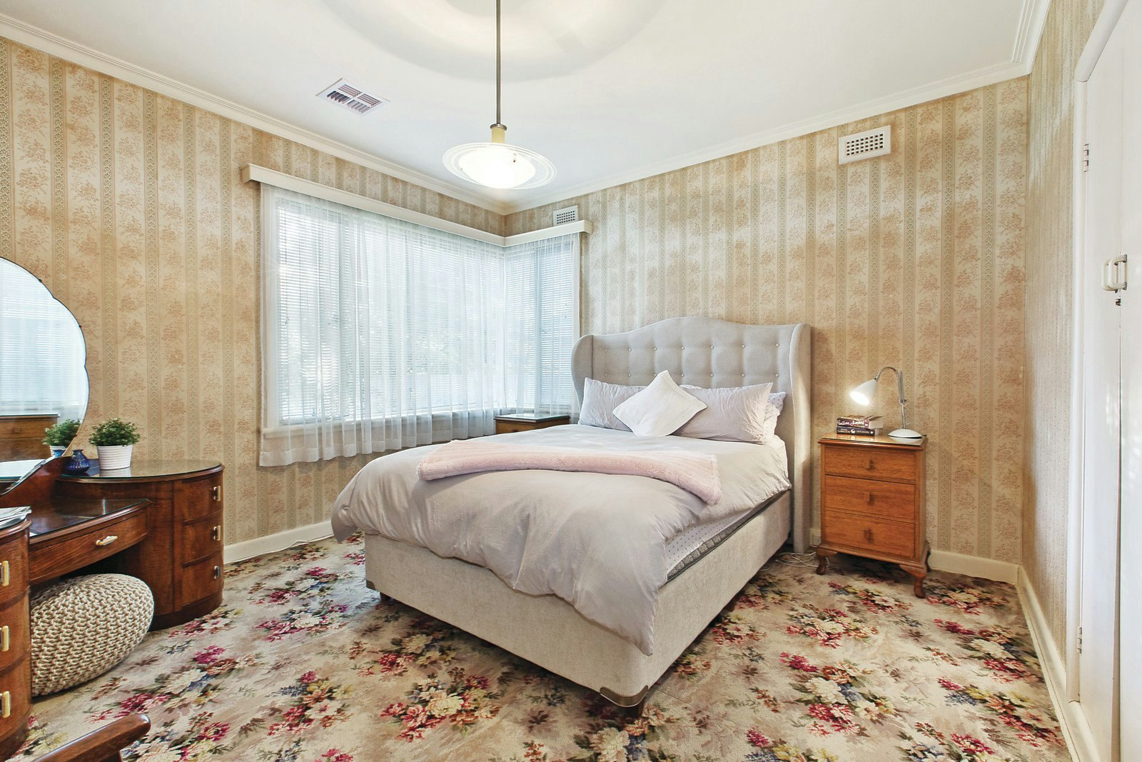 17 Nerissa Street, Glen Iris, VIC