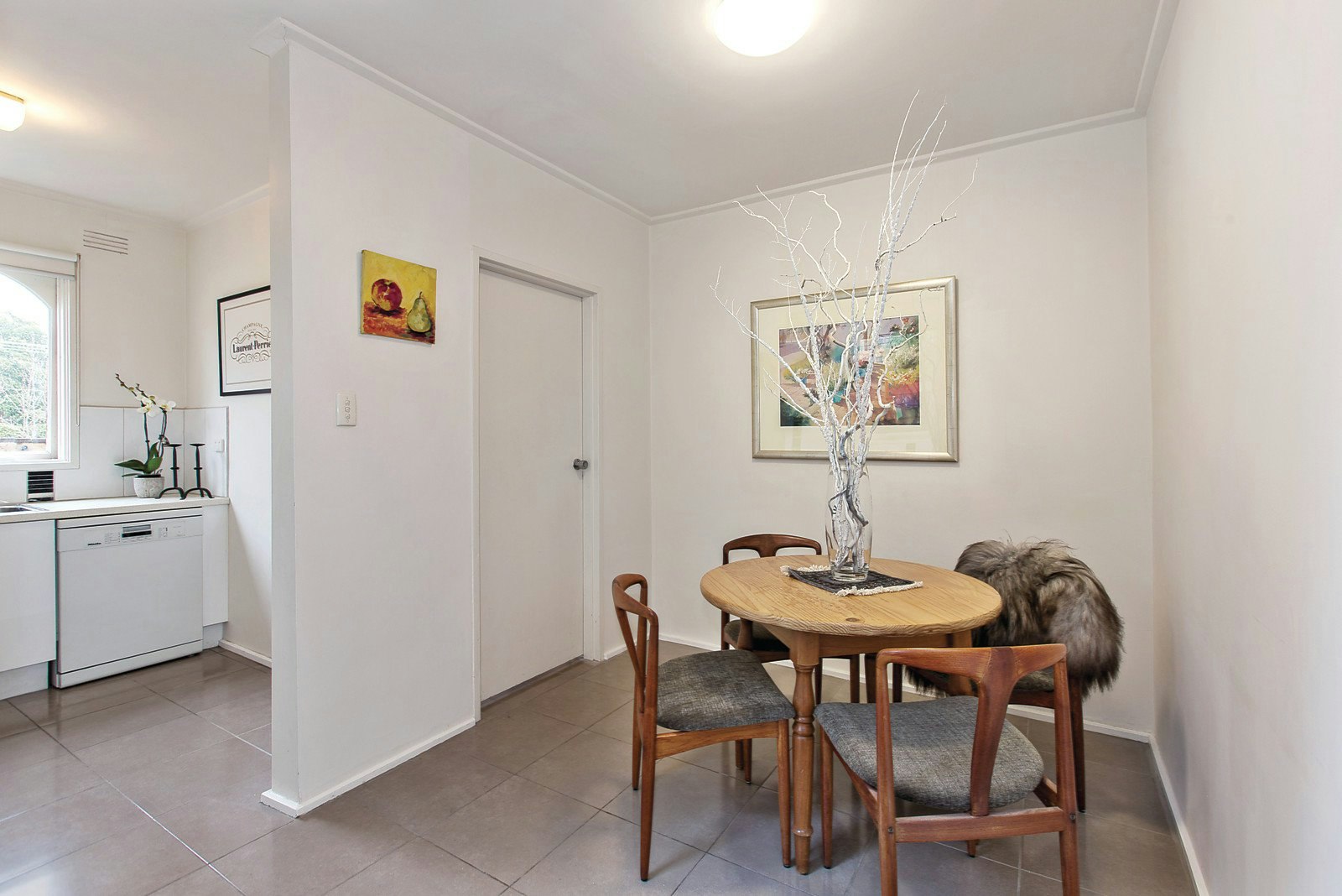 2/122 Milton Parade, Glen Iris, VIC