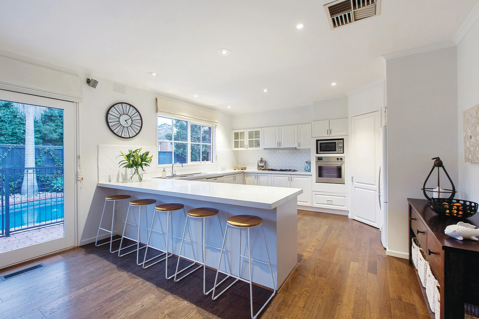 32 Retreat Road, Hampton, VIC