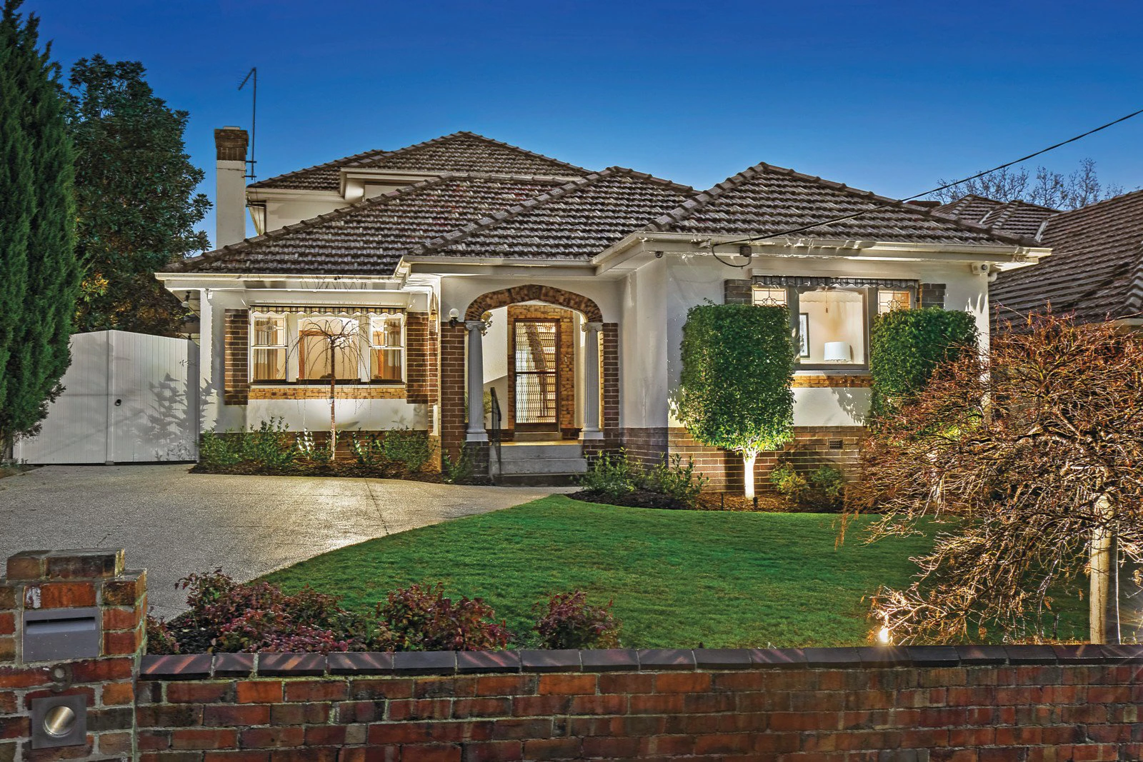 9 Berkeley Grove, Brighton East, VIC