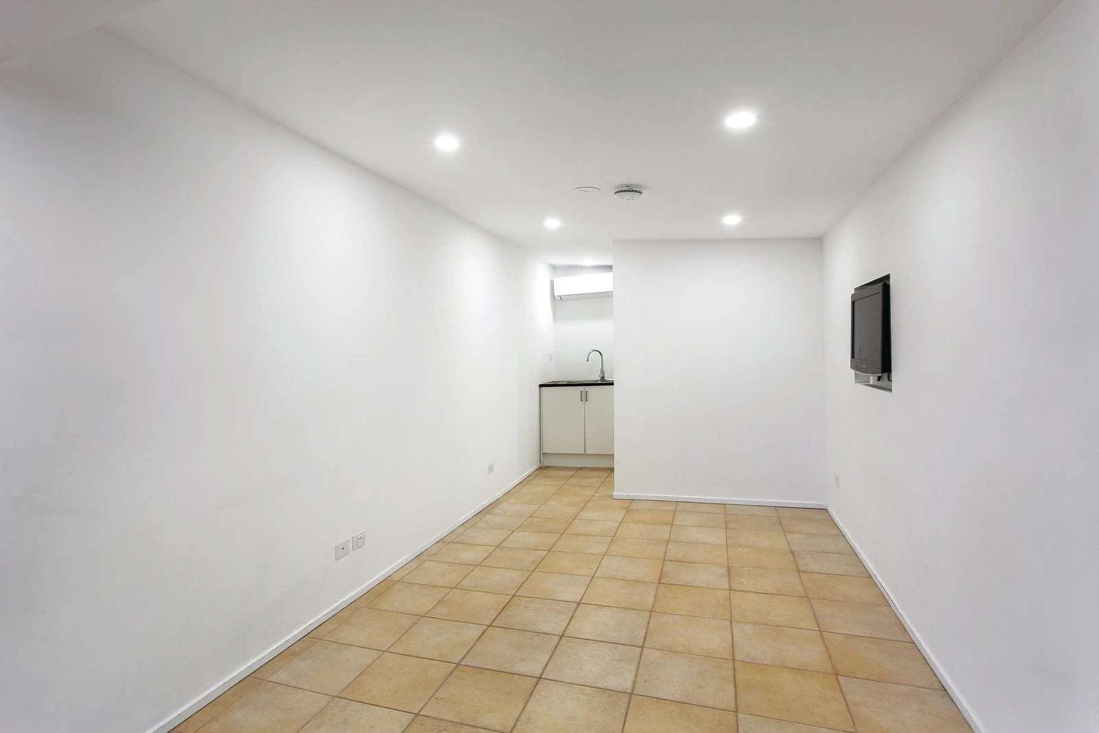 582 Waverley Road, Malvern East, VIC