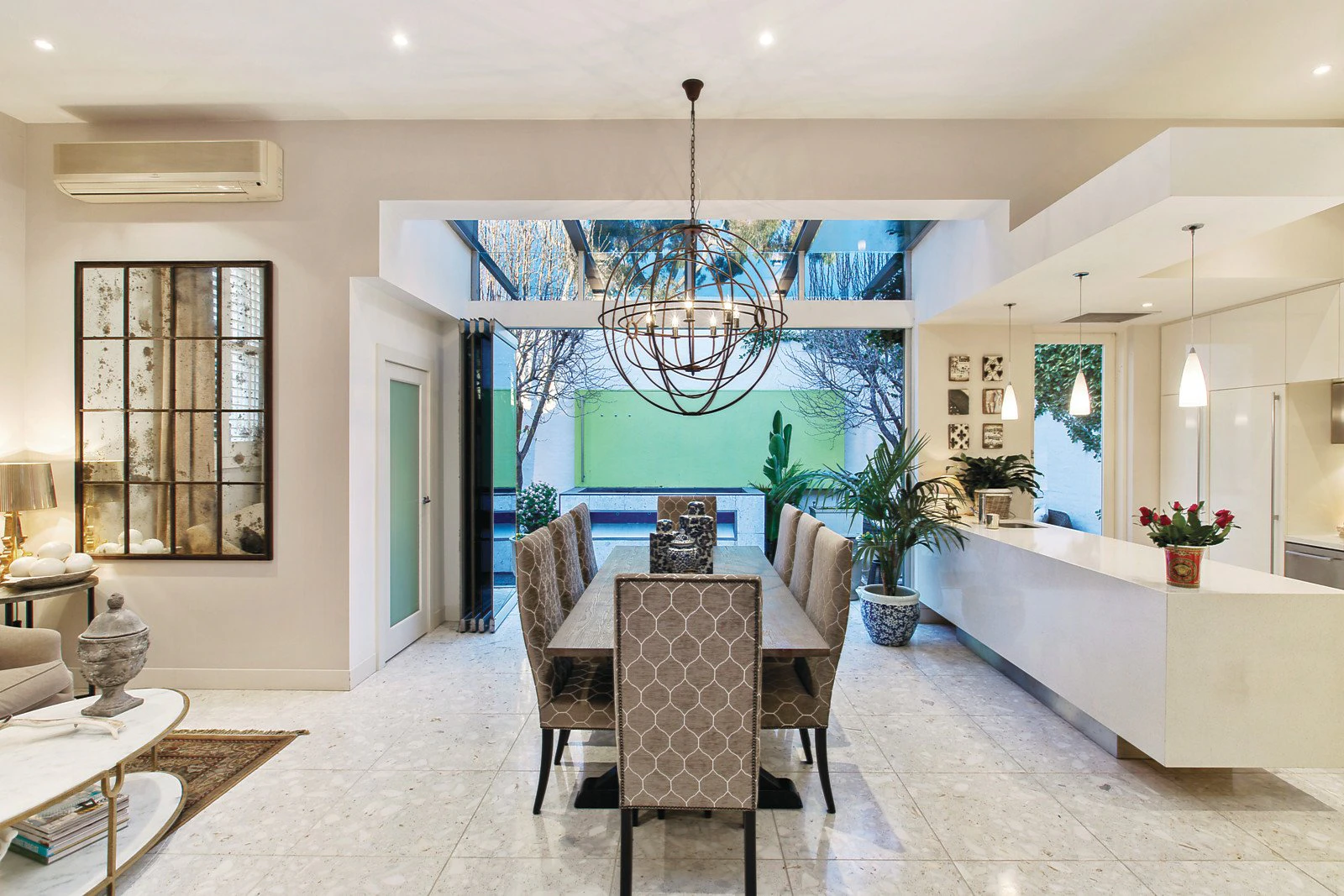 2 Meryl Street, Armadale, VIC