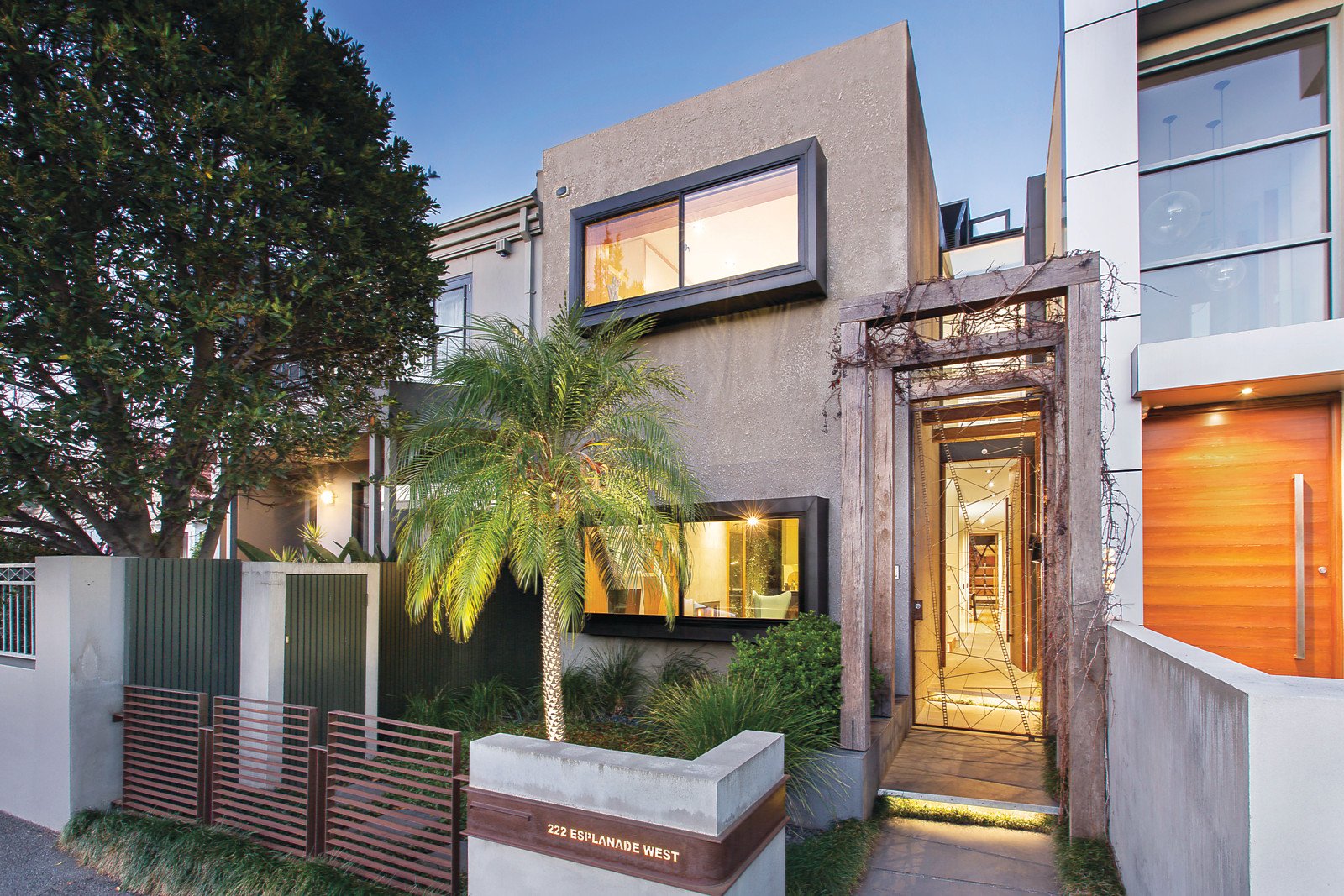 222 Esplanade West, Port Melbourne - Image 1