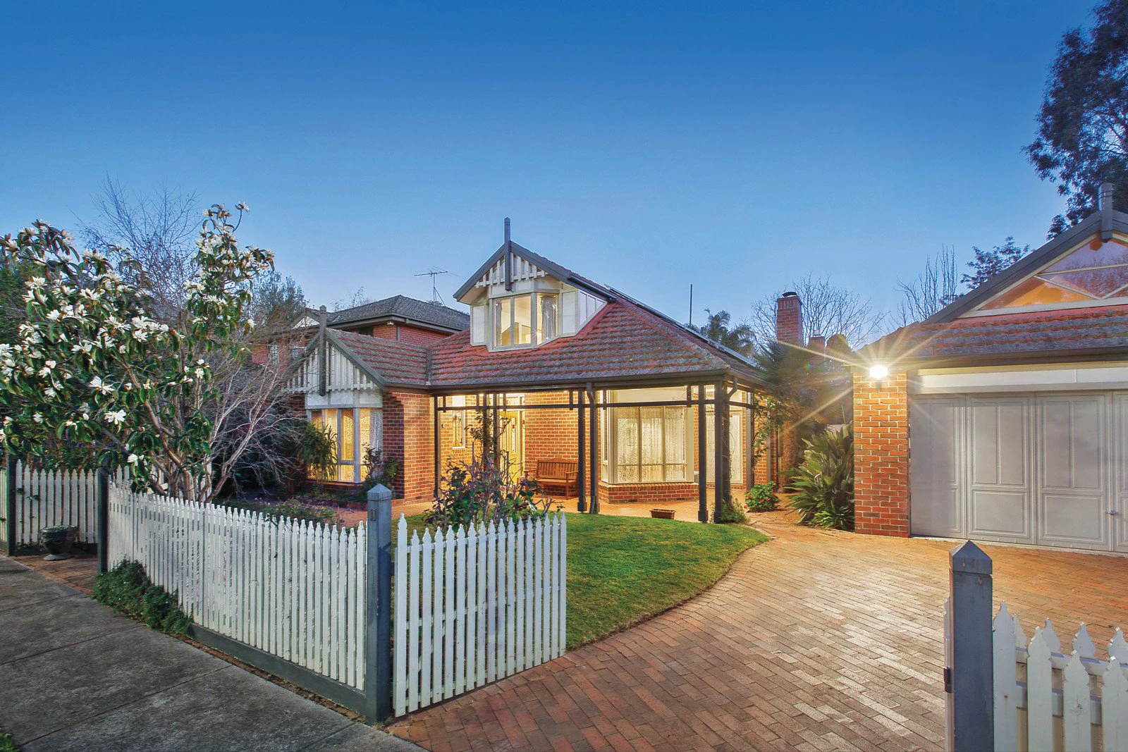 11 Moresby Street, Canterbury, VIC