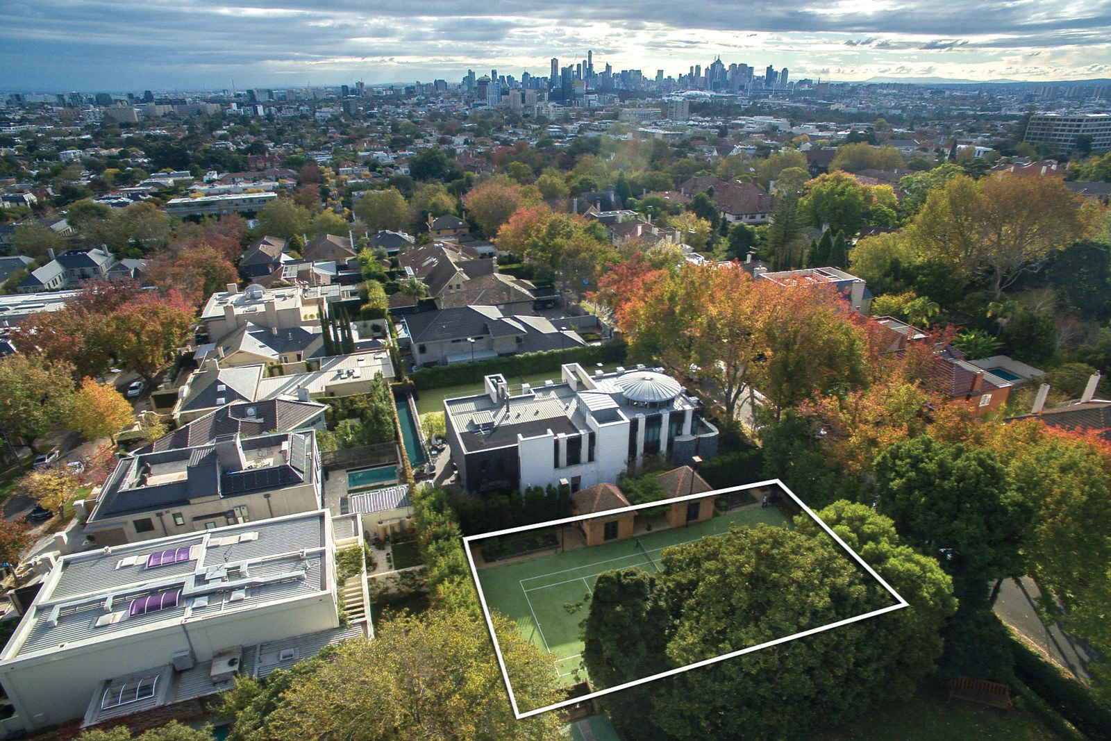 16 Stradbroke Avenue, Toorak, VIC