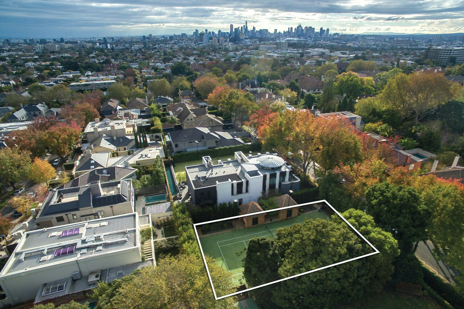 16 Stradbroke Avenue, Toorak, VIC