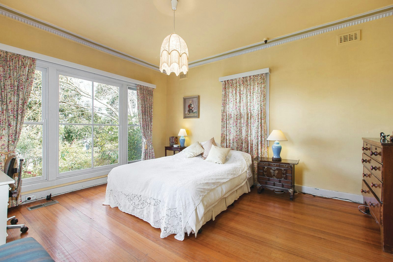 36 Dudley Parade, Canterbury, VIC