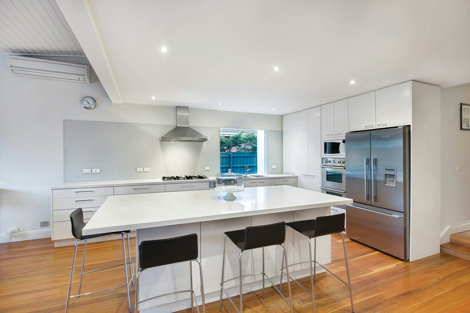 56 View Street, Mont Albert, VIC