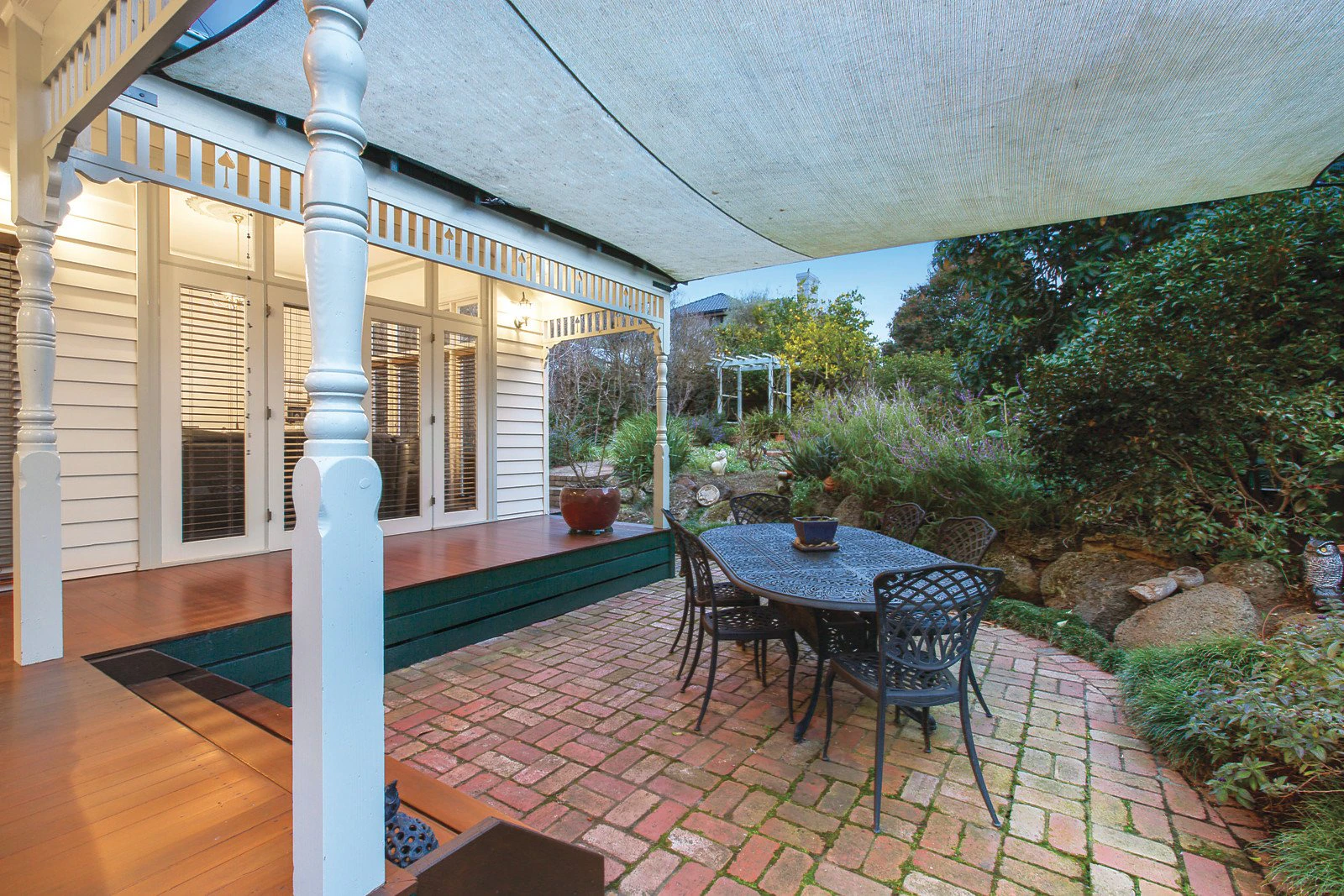 6 Viva Street, Glen Iris, VIC
