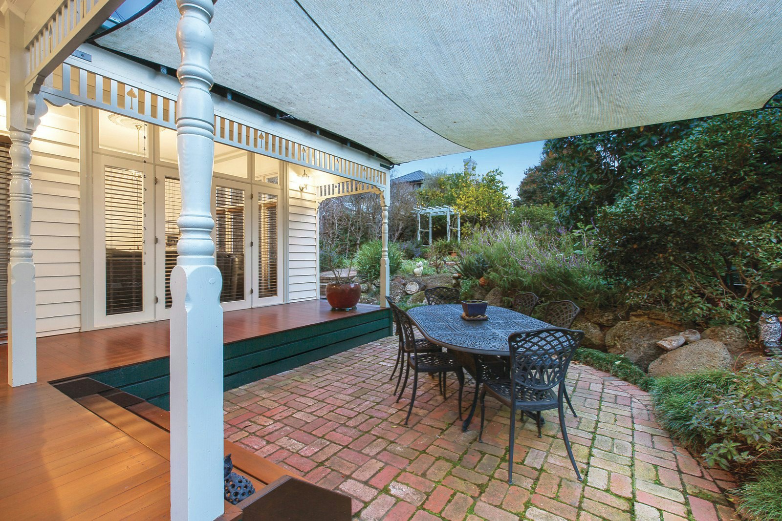 6 Viva Street, Glen Iris, VIC