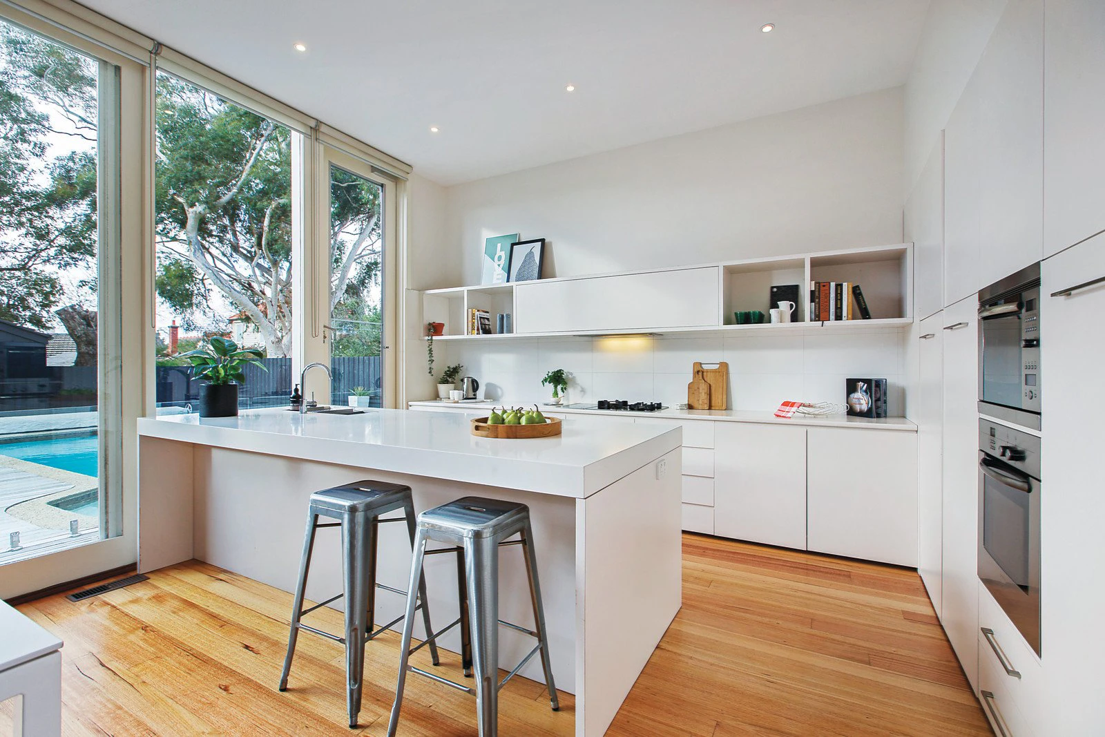 3 Rothesay Avenue, Malvern East, VIC