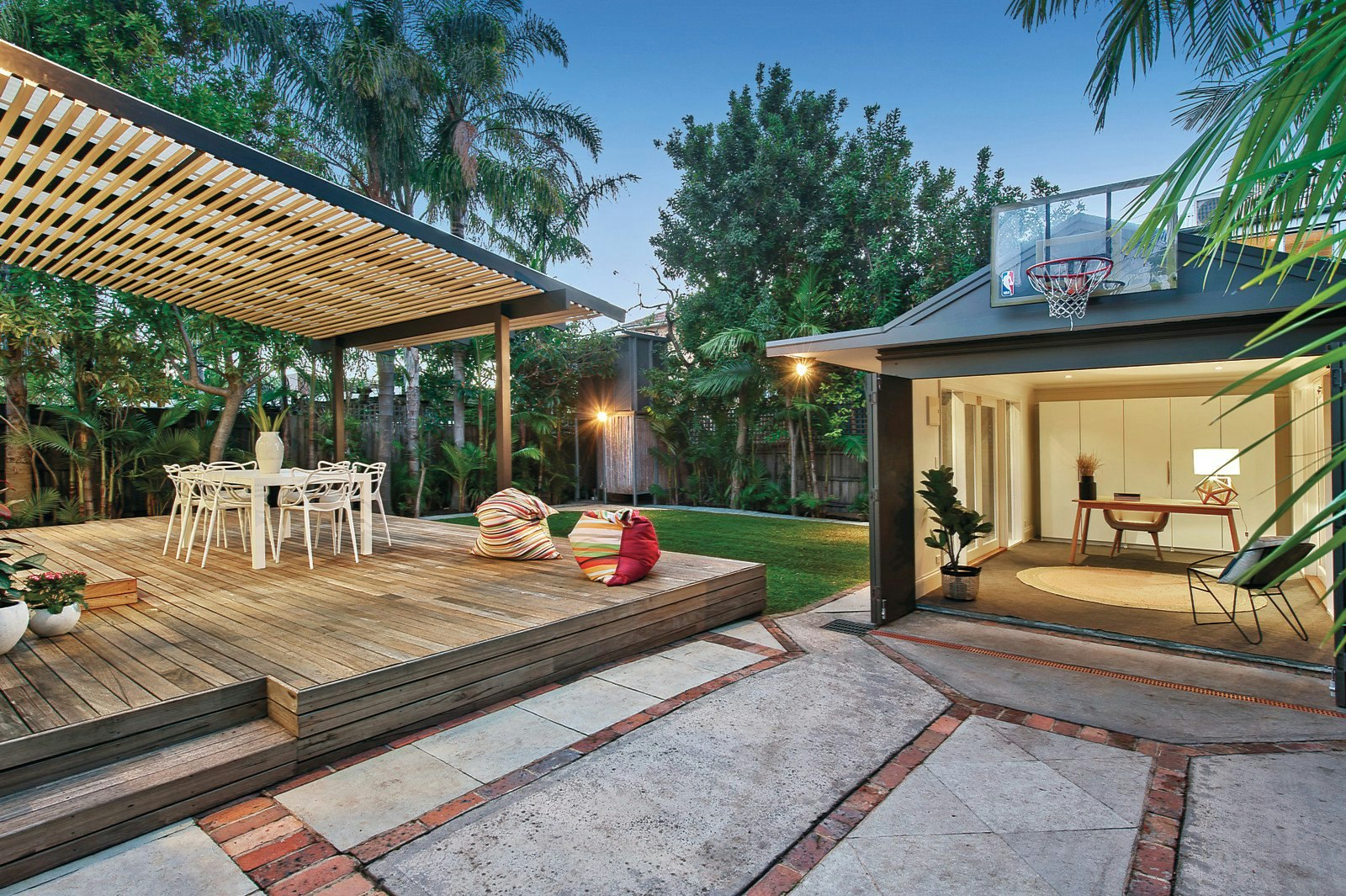 4 Kendall Street, Elwood, VIC