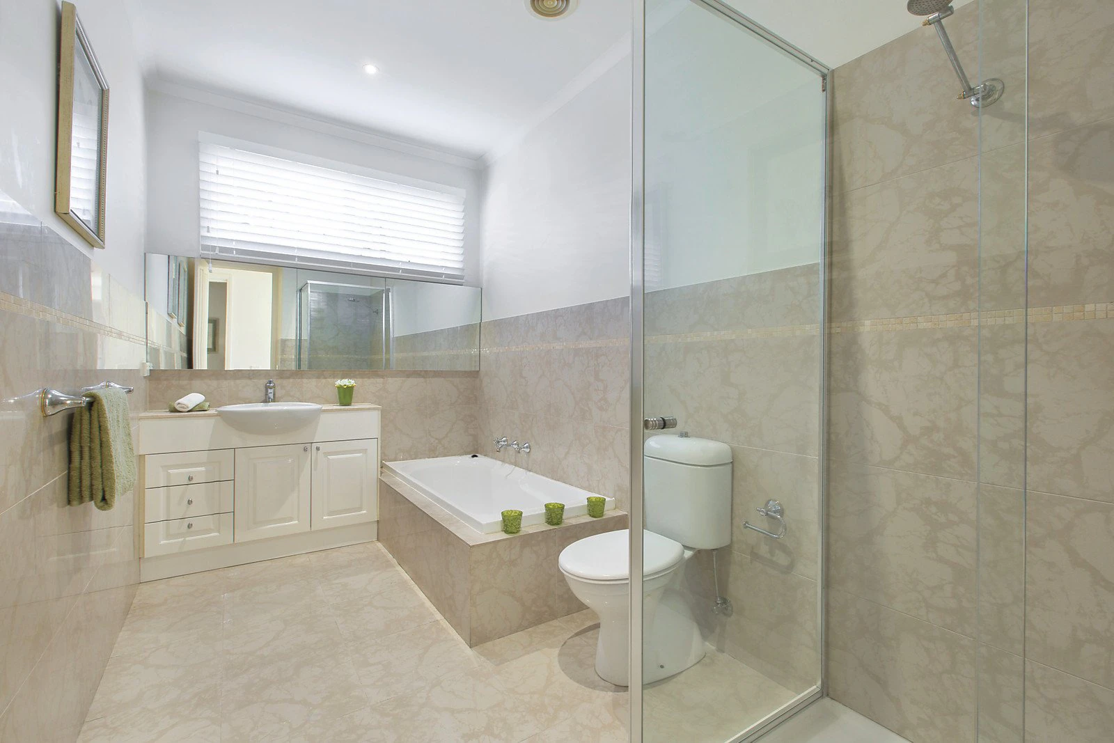 2/51 Wandsworth Road, Surrey Hills, VIC