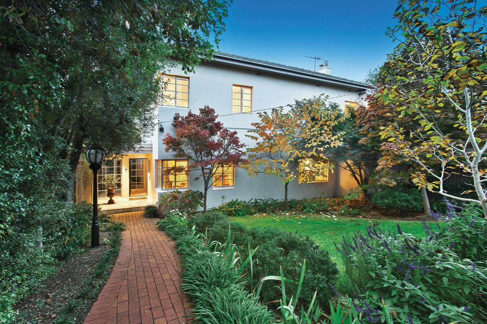 7 Riverside Avenue, Balwyn North, VIC