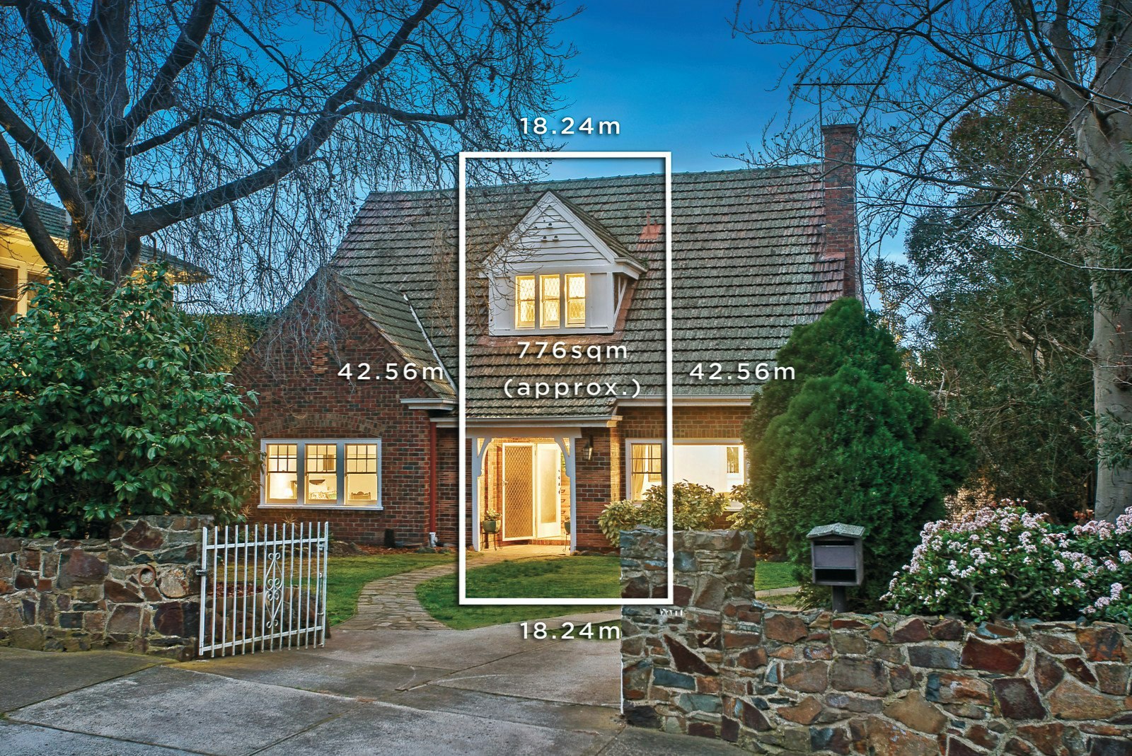 2 Tregarron Avenue, Kew, VIC