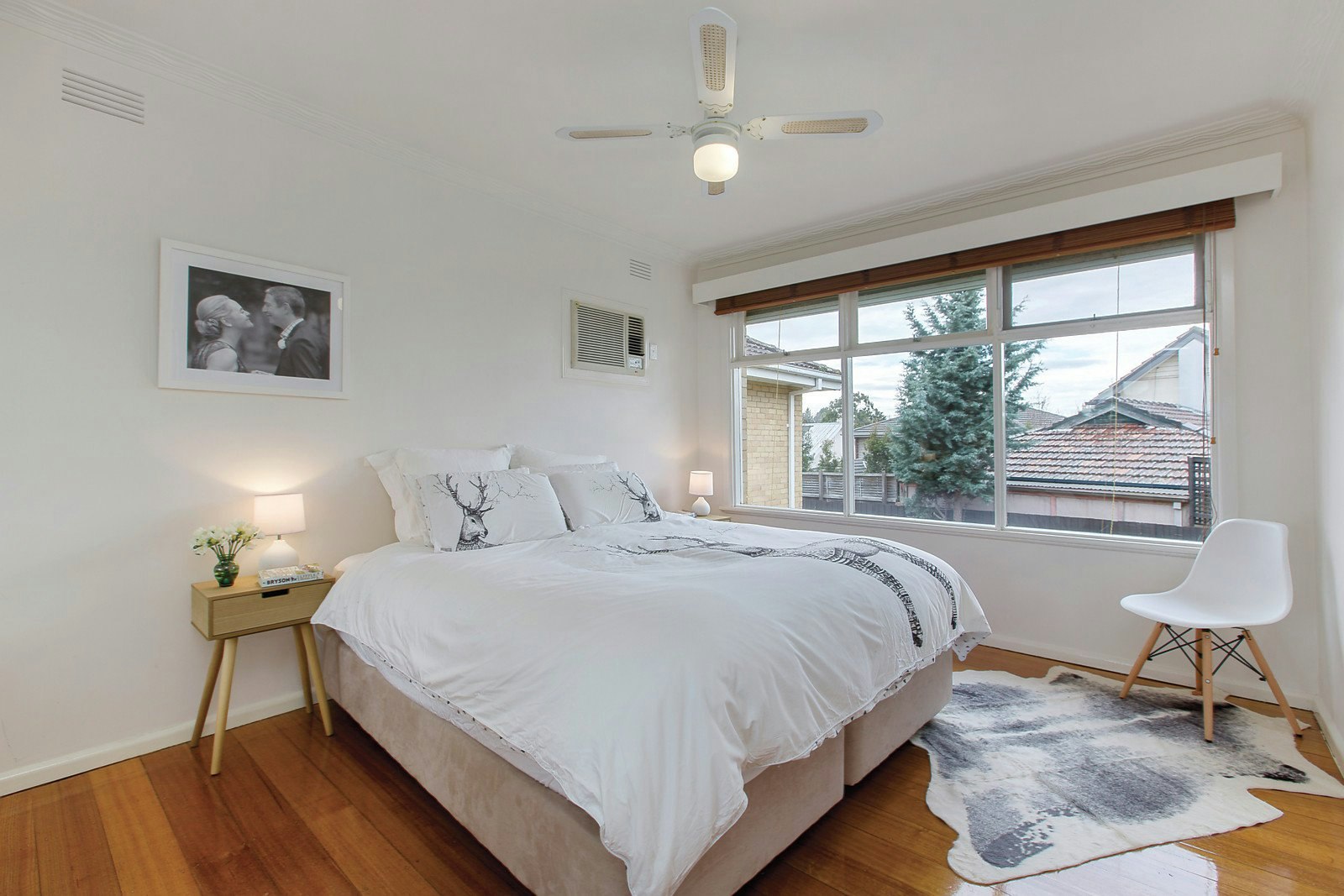 13/4 Hillside Parade, Glen Iris, VIC