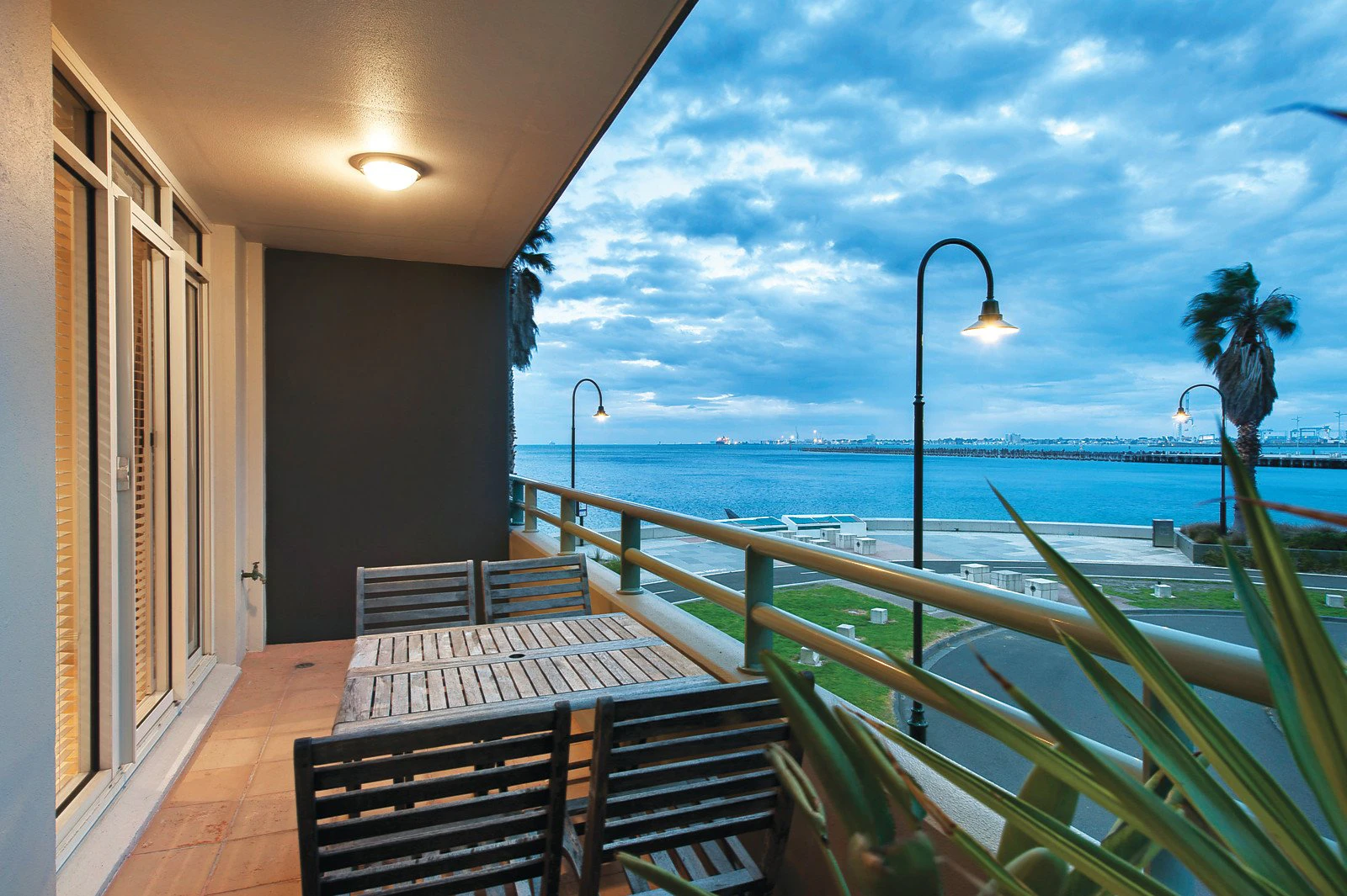 4 Beacon Vista, Port Melbourne, VIC