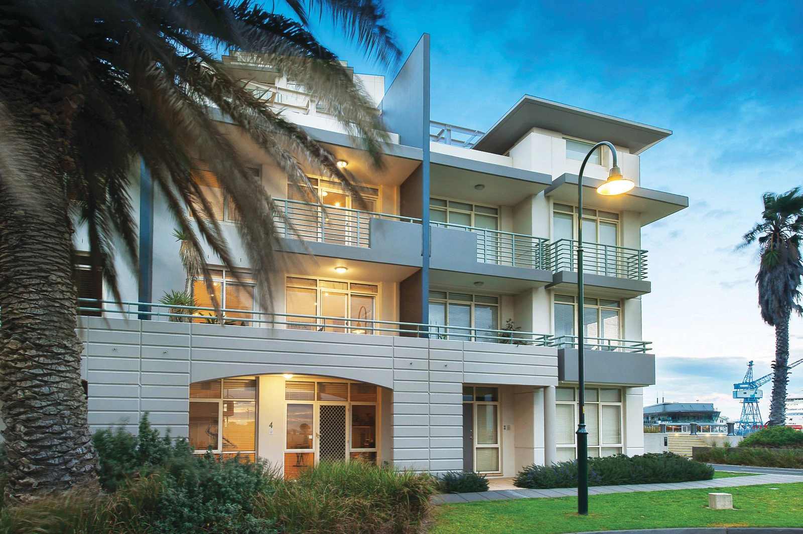 4 Beacon Vista, Port Melbourne, VIC